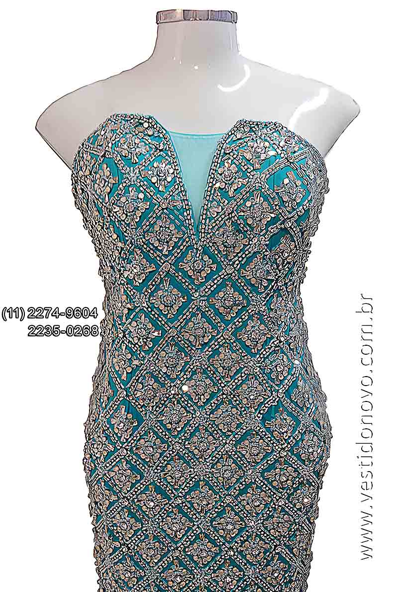 Vestido de festa azul serenity, Bodas den Prata, com muito brilho e pedraria, São Paulo